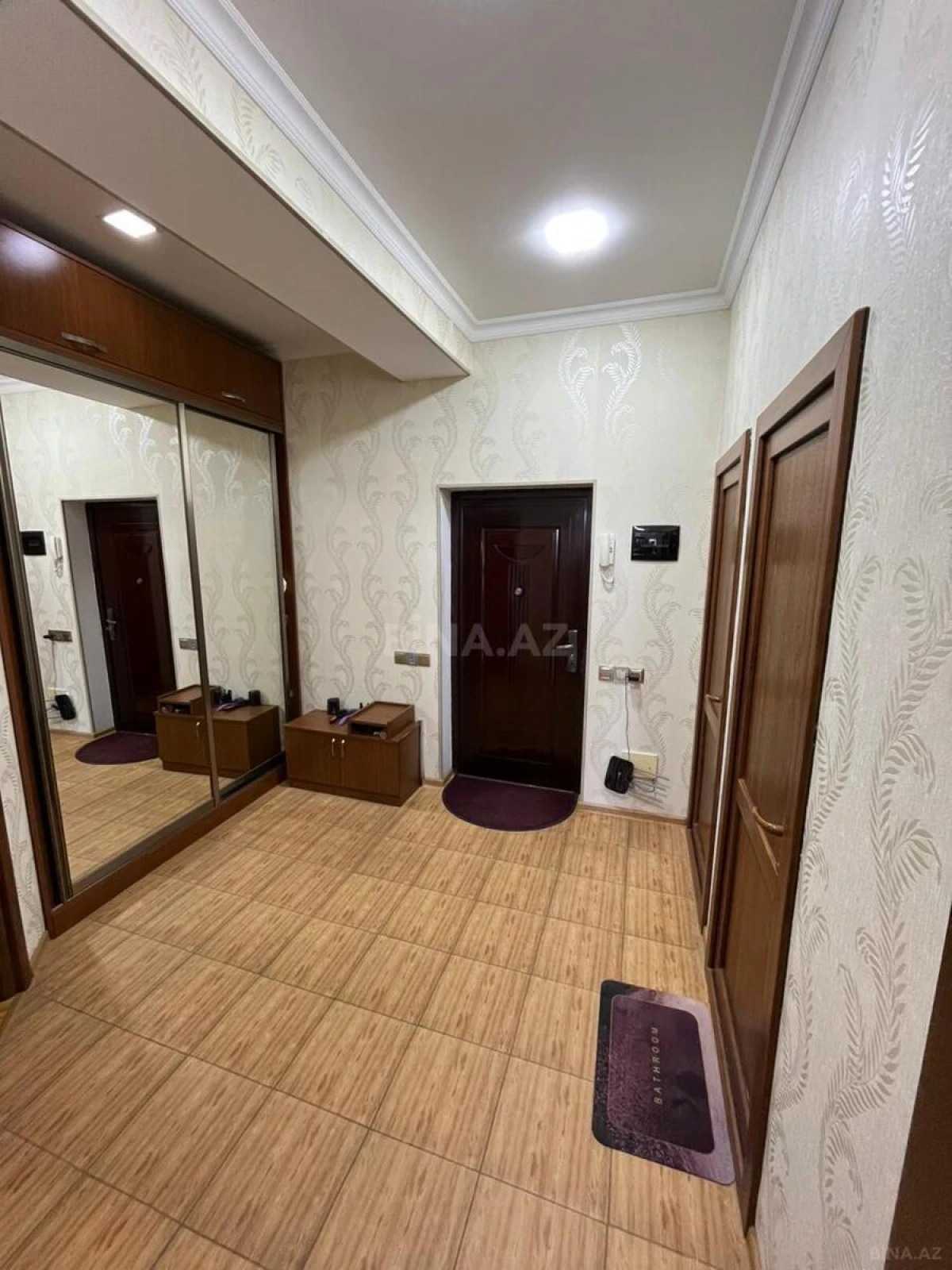 Satılır 2 otaqlı mənzil 66 m²