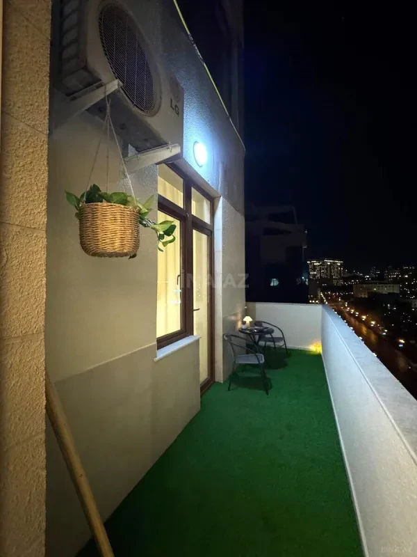 Satılır 2 otaqlı mənzil 105 m²