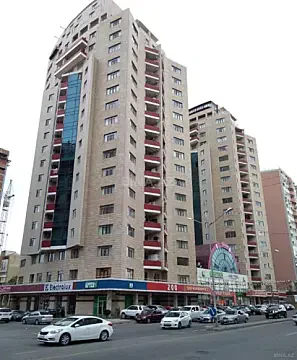 Kirayə verilir 3 otaqlı mənzil 145 m² — Bakı 3 otaq 145.00 m²