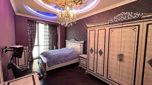 Kirayə verilir 3 otaqlı mənzil 145 m²