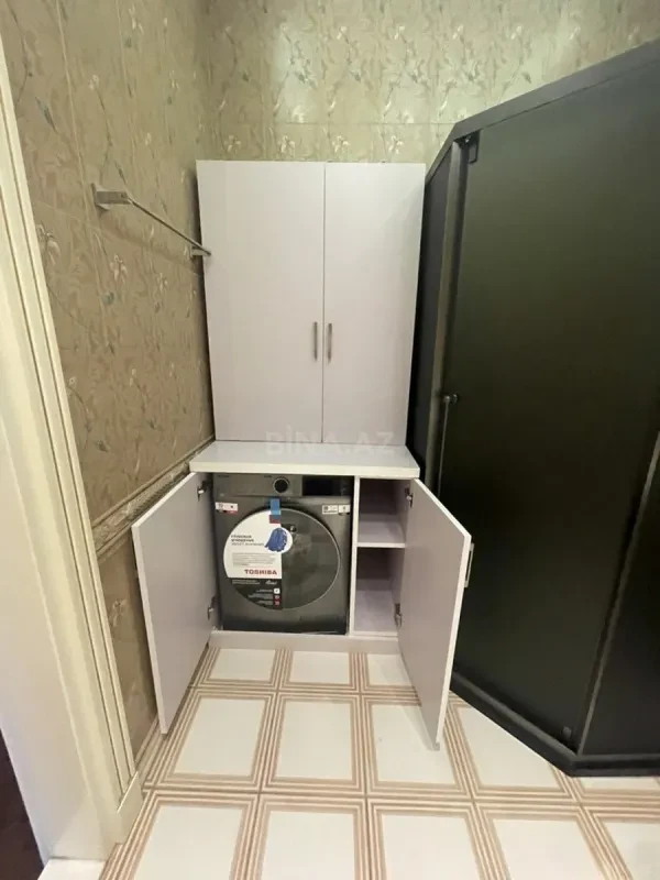 Kirayə verilir 3 otaqlı mənzil 145 m²