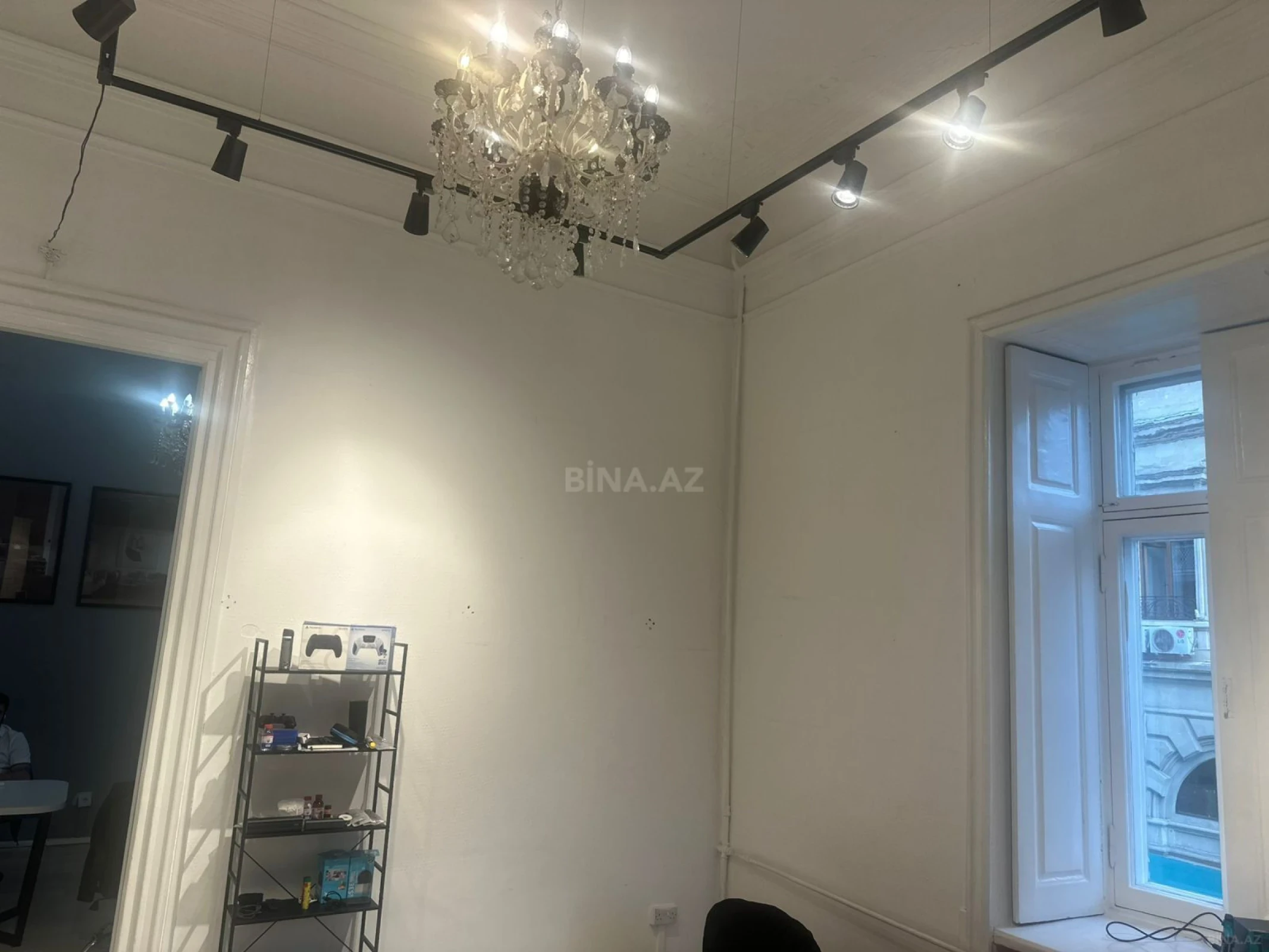 Kirayə verilir 2 otaqlı ofis 50 m²