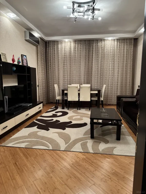 Satılır 3 otaqlı mənzil 120 m²