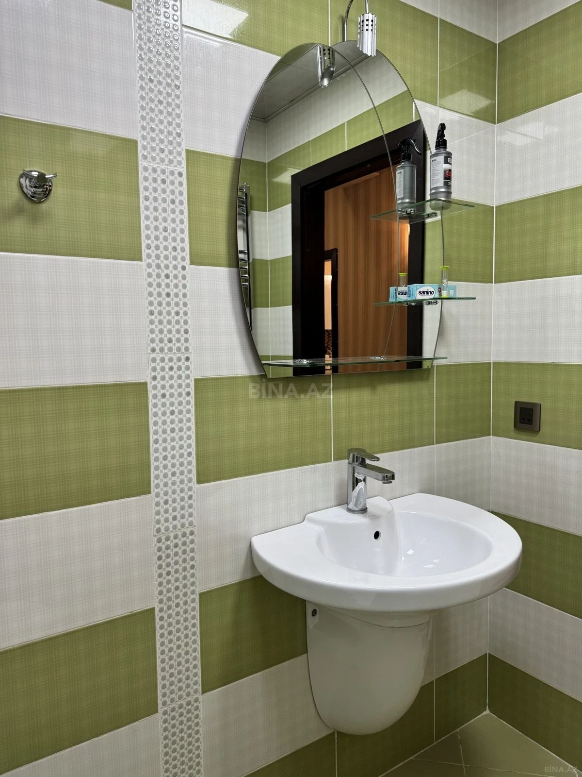 Satılır 3 otaqlı mənzil 120 m²