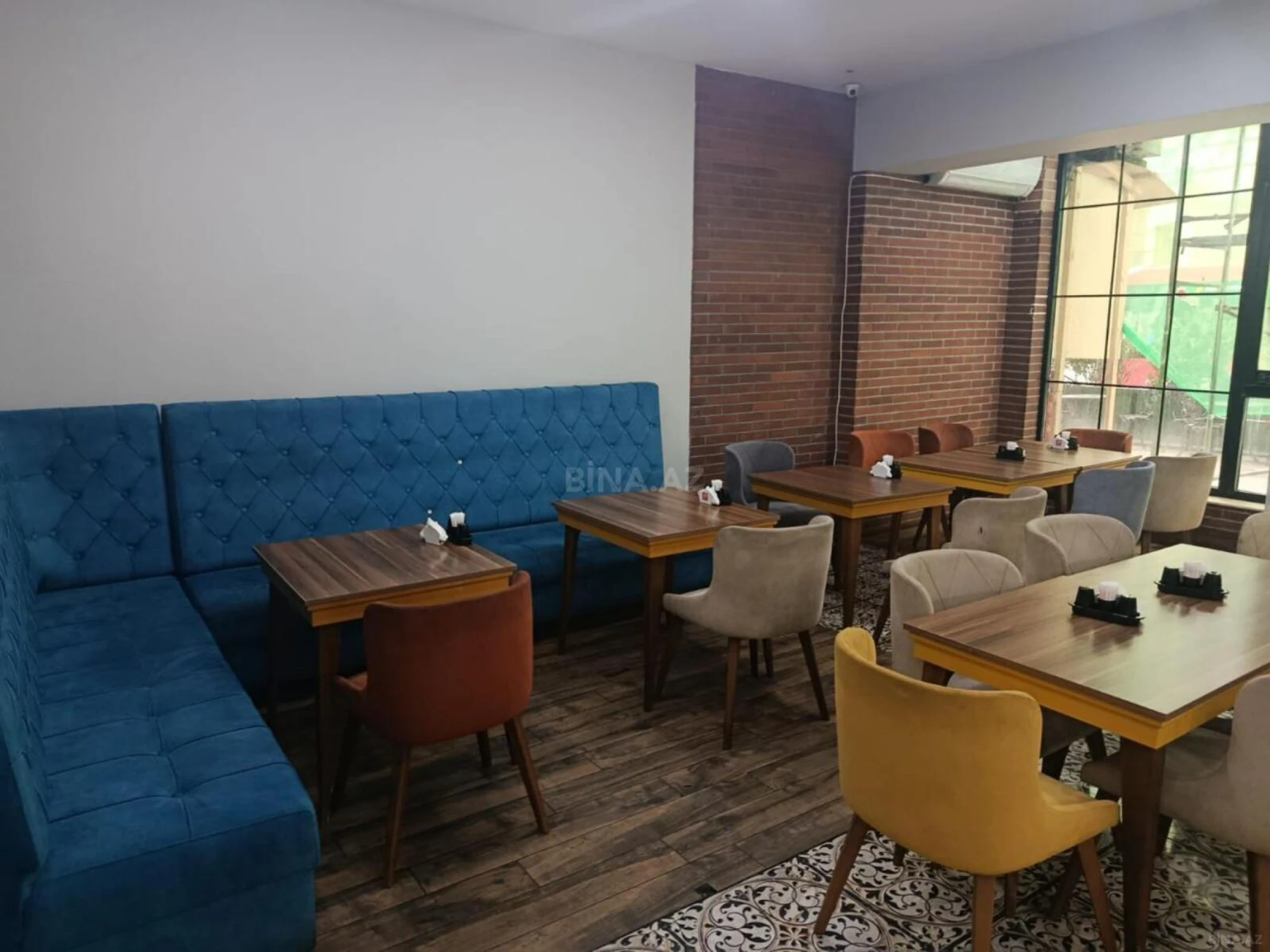 Kirayə verilir obyekt 165 m²