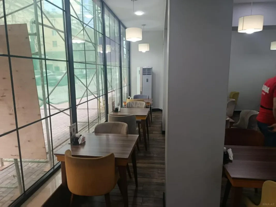 Kirayə verilir obyekt 165 m²