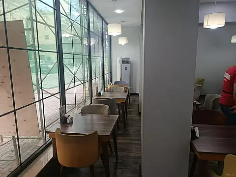 Kirayə verilir obyekt 165 m²