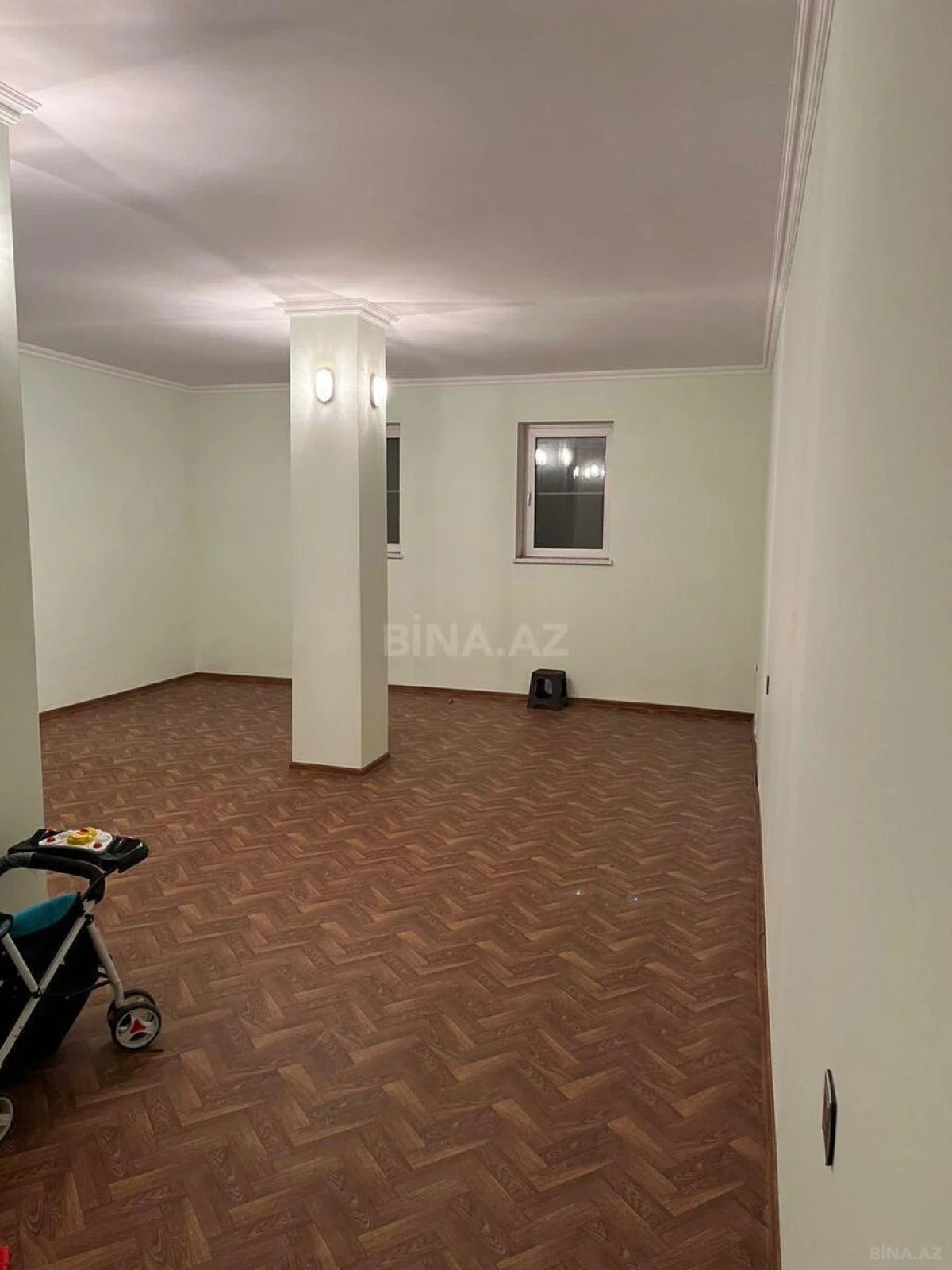 Satılır 6 otaqlı həyət evi 311 m²