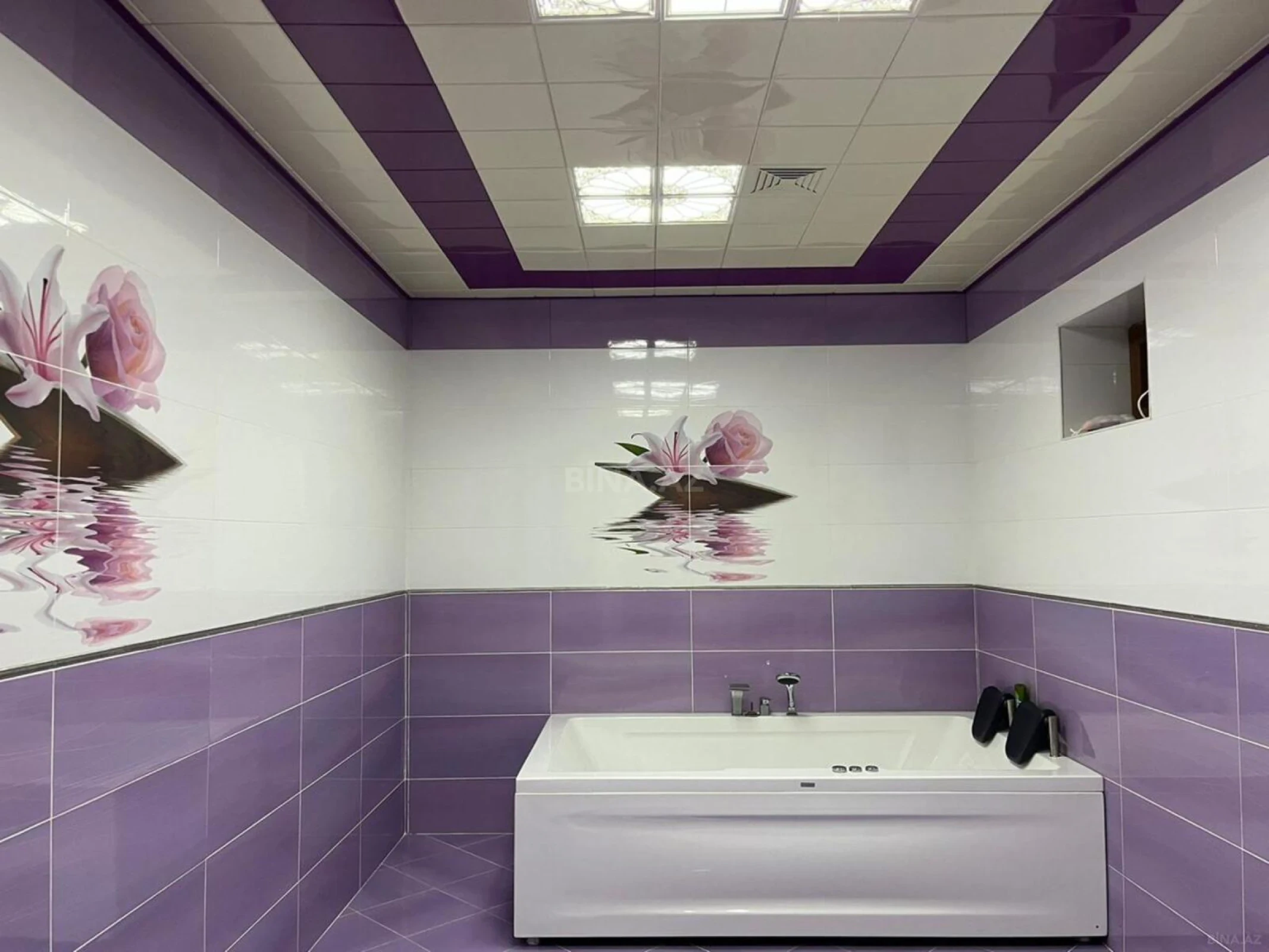 Satılır 6 otaqlı həyət evi 311 m²
