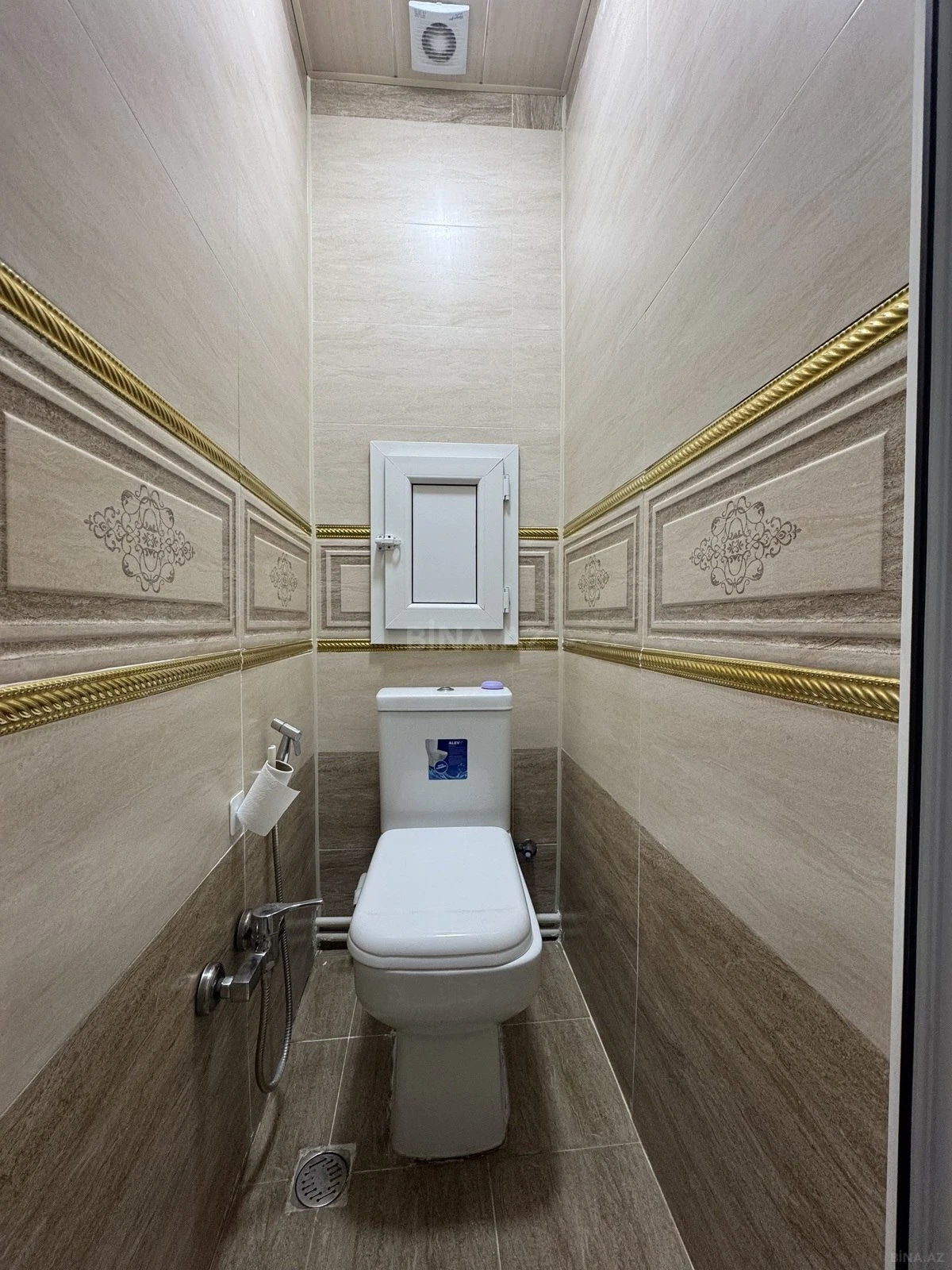 Satılır 2 otaqlı mənzil 74 m²
