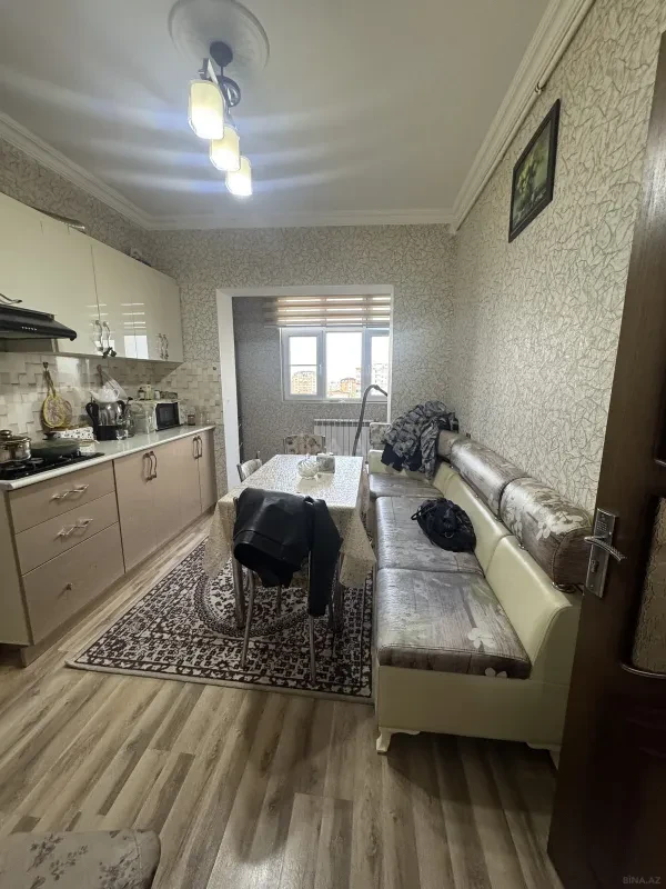 Satılır 2 otaqlı mənzil 74 m²