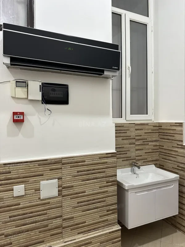 Kirayə verilir 3 otaqlı ofis 60 m²