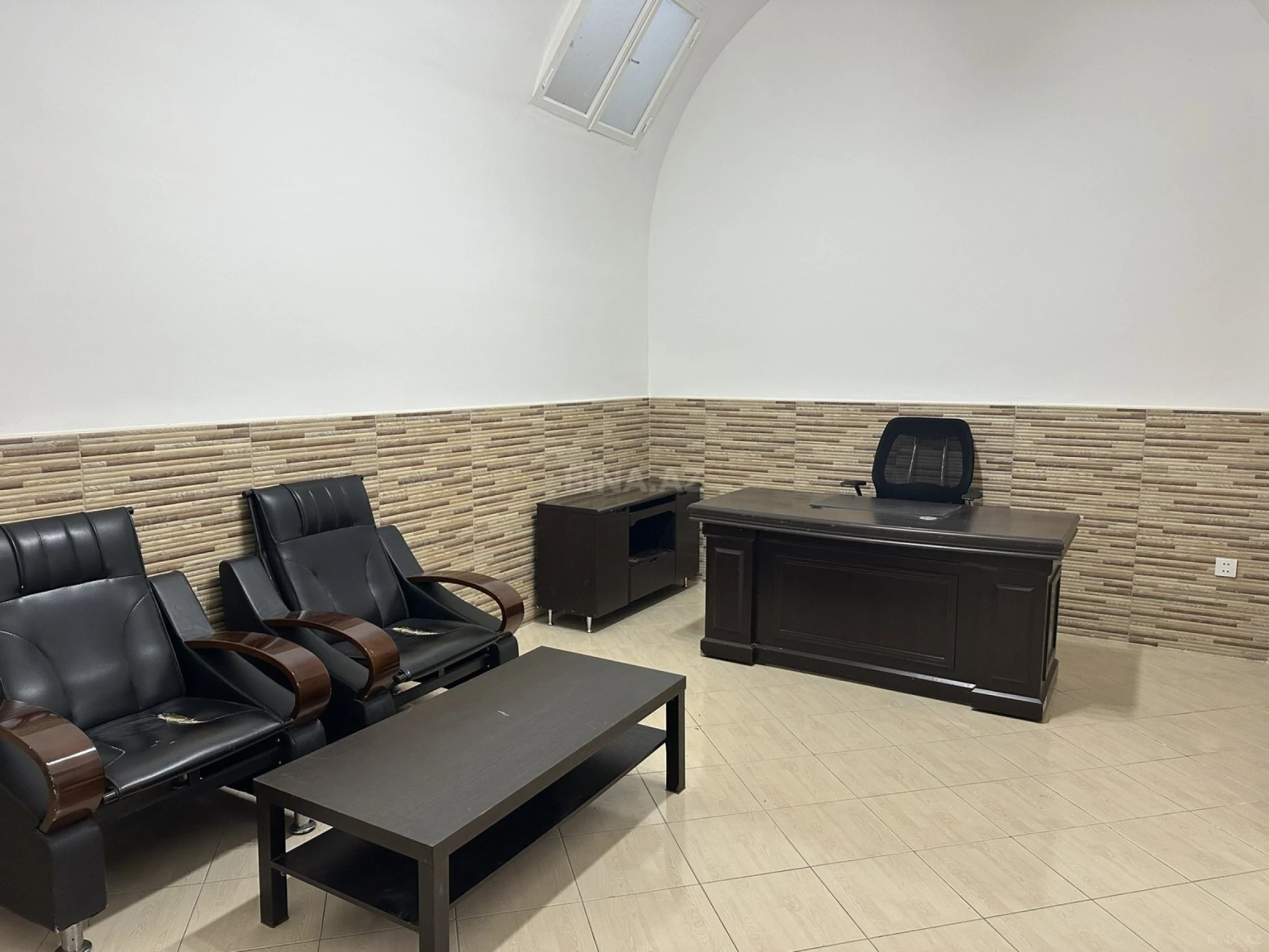 Kirayə verilir 3 otaqlı ofis 60 m²