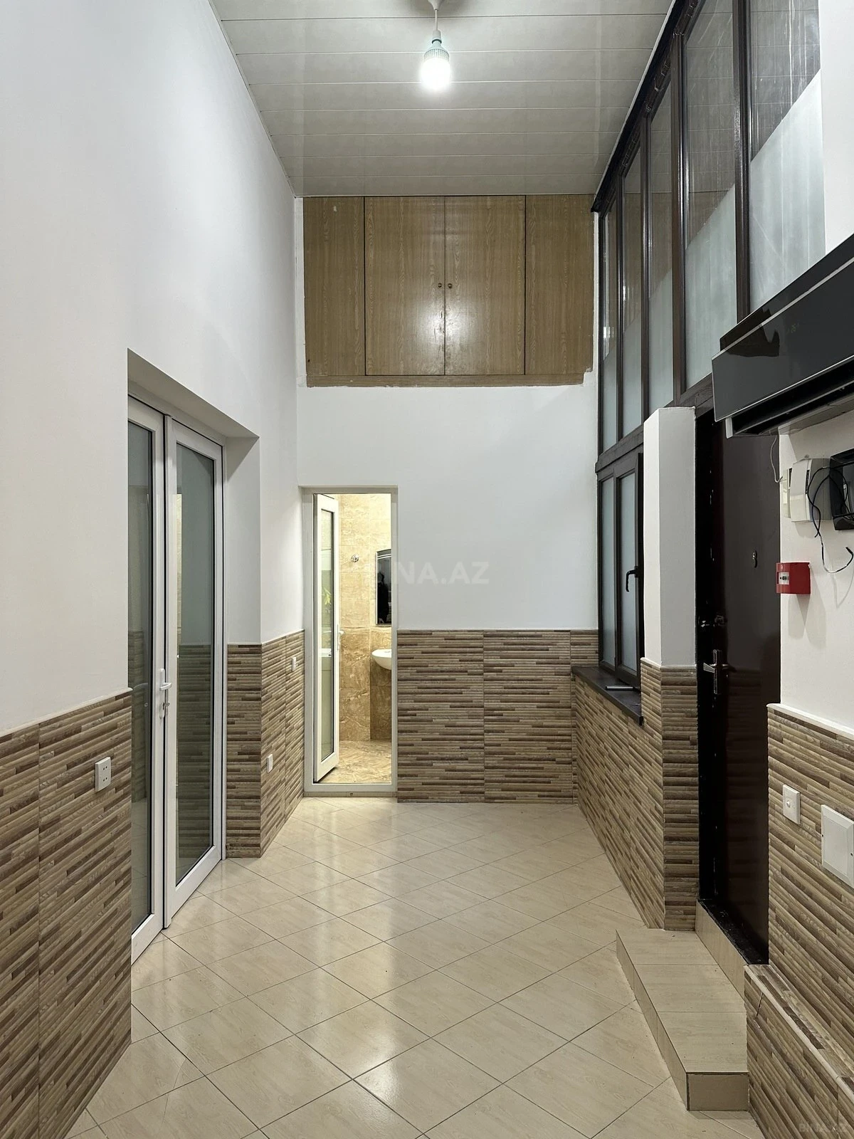 Kirayə verilir 3 otaqlı ofis 60 m²
