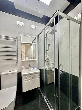 Satılır 2 otaqlı mənzil 90 m²