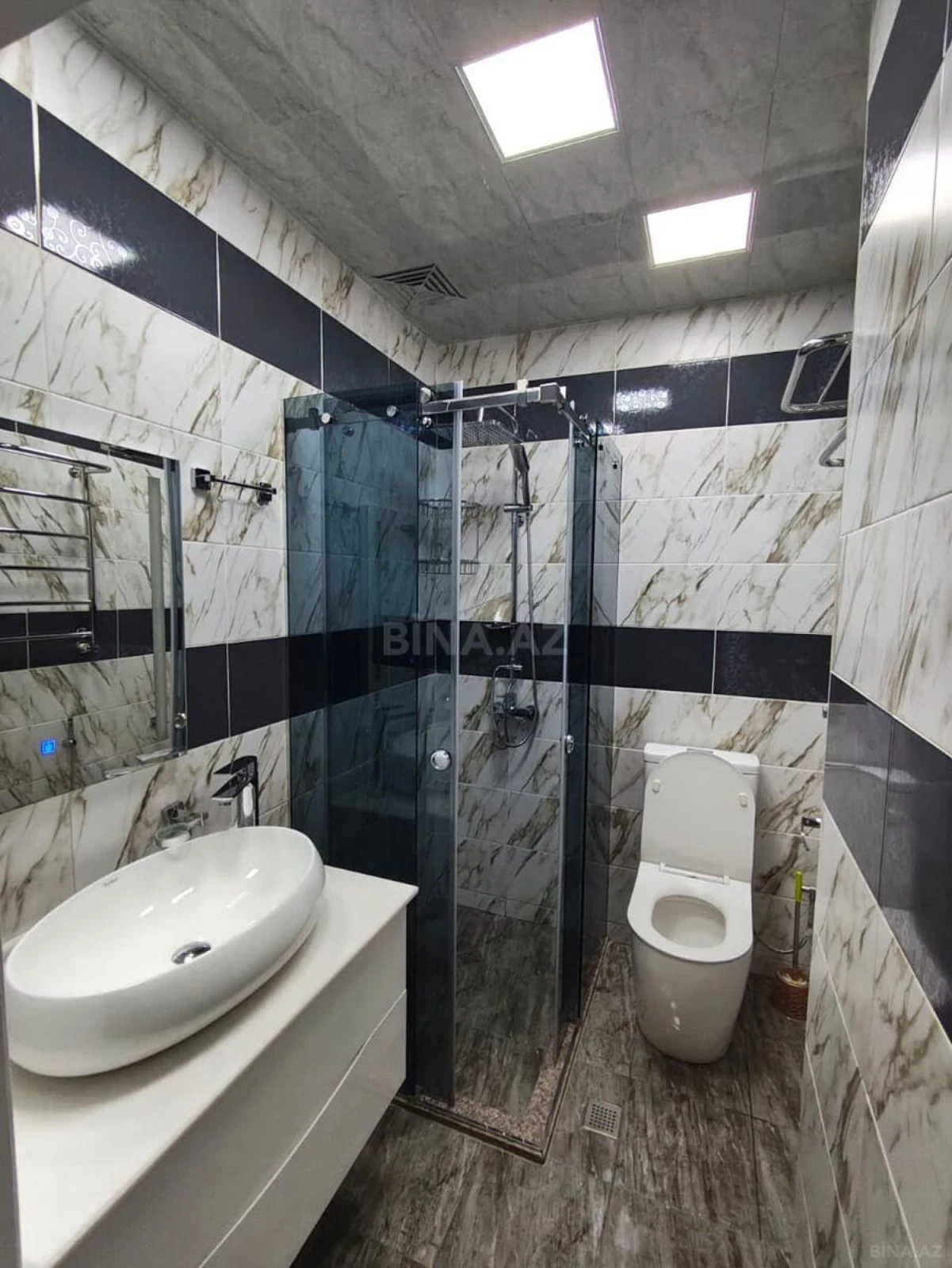 Kirayə verilir 4 otaqlı mənzil 186 m²