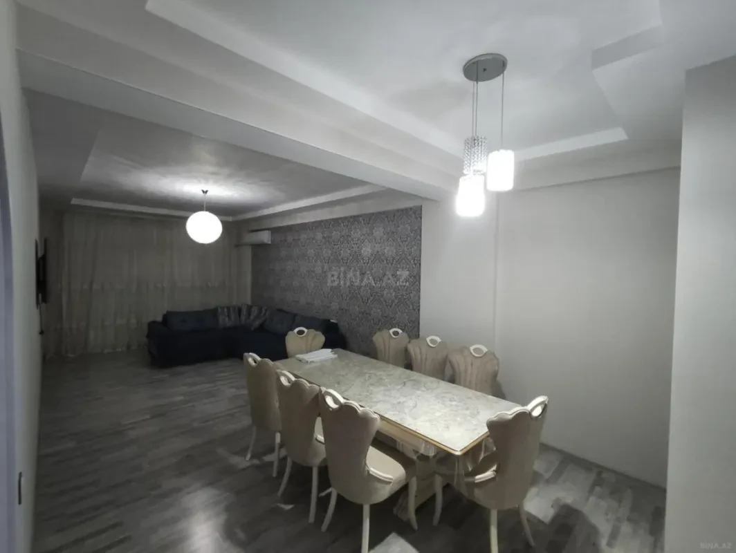 Kirayə verilir 4 otaqlı mənzil 186 m²