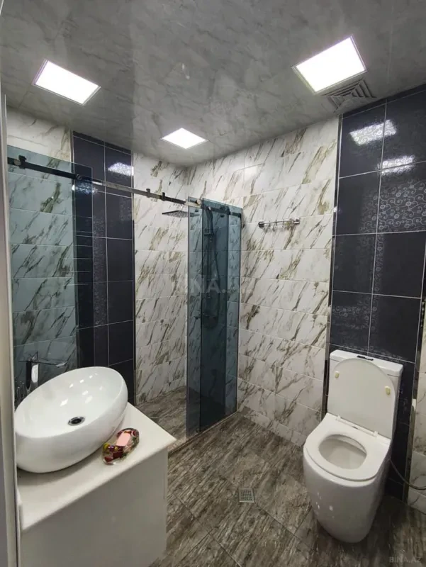 Kirayə verilir 4 otaqlı mənzil 186 m²