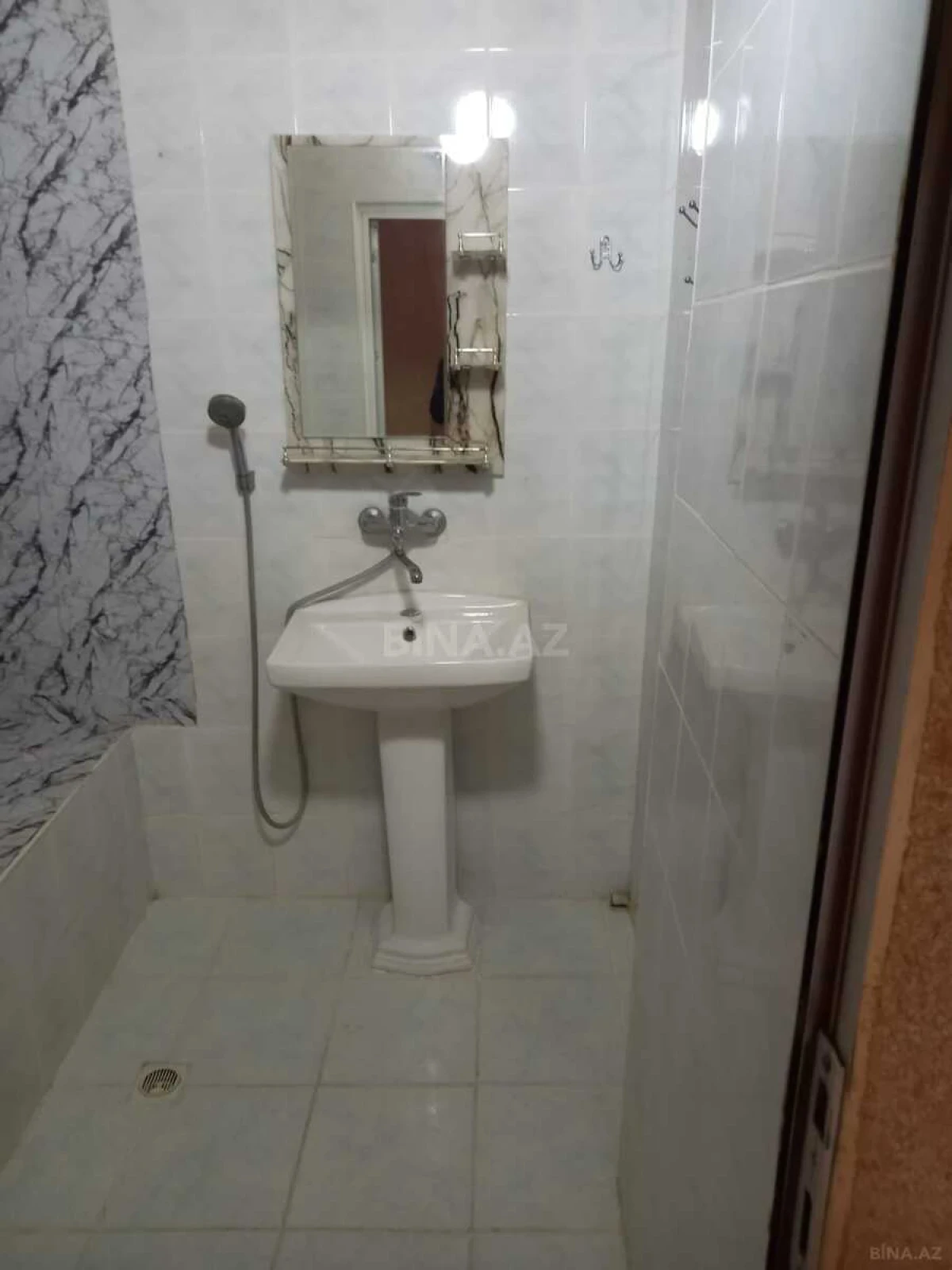 Satılır 2 otaqlı mənzil 54 m²