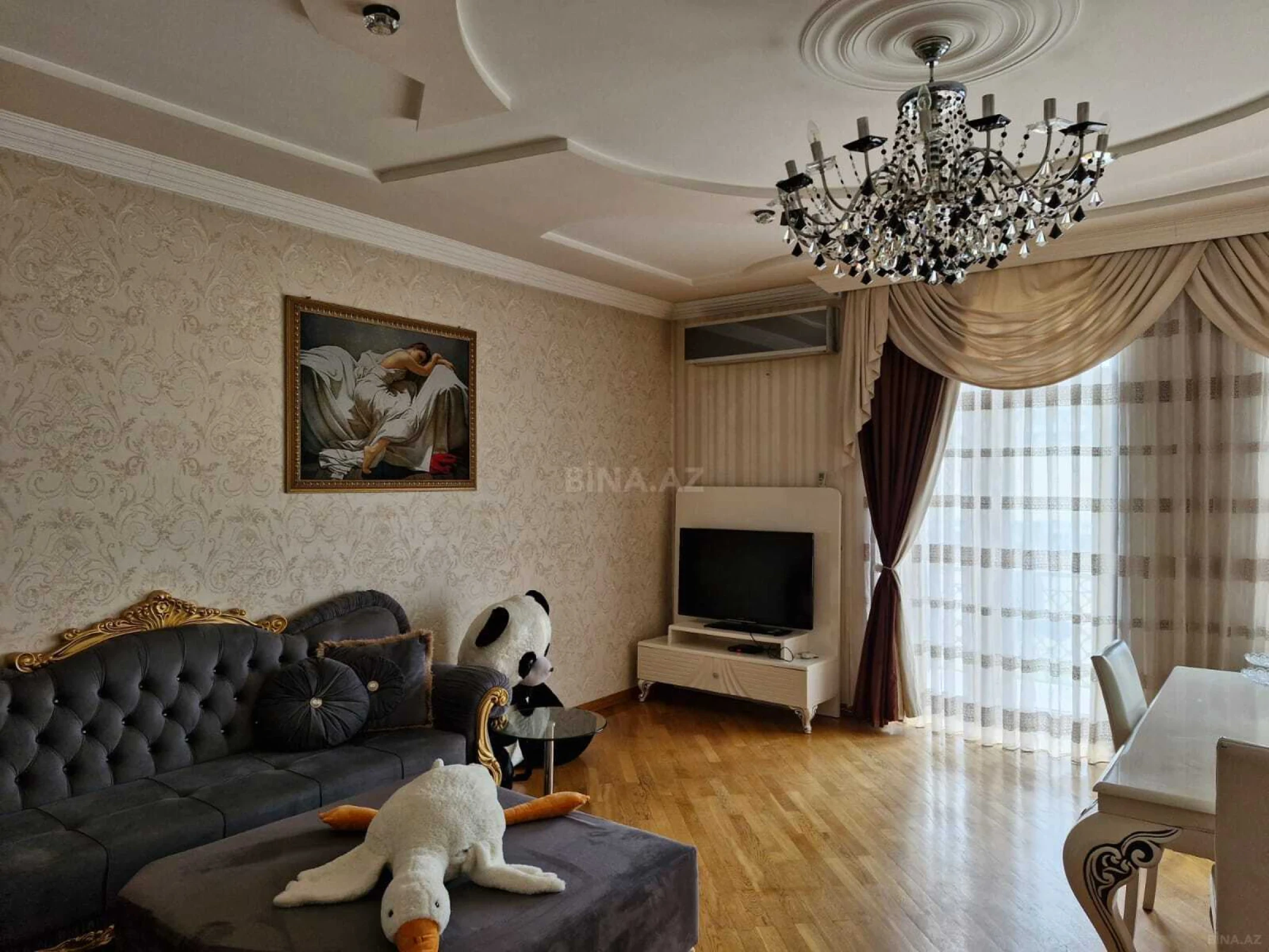 Kirayə verilir 3 otaqlı mənzil 110 m²