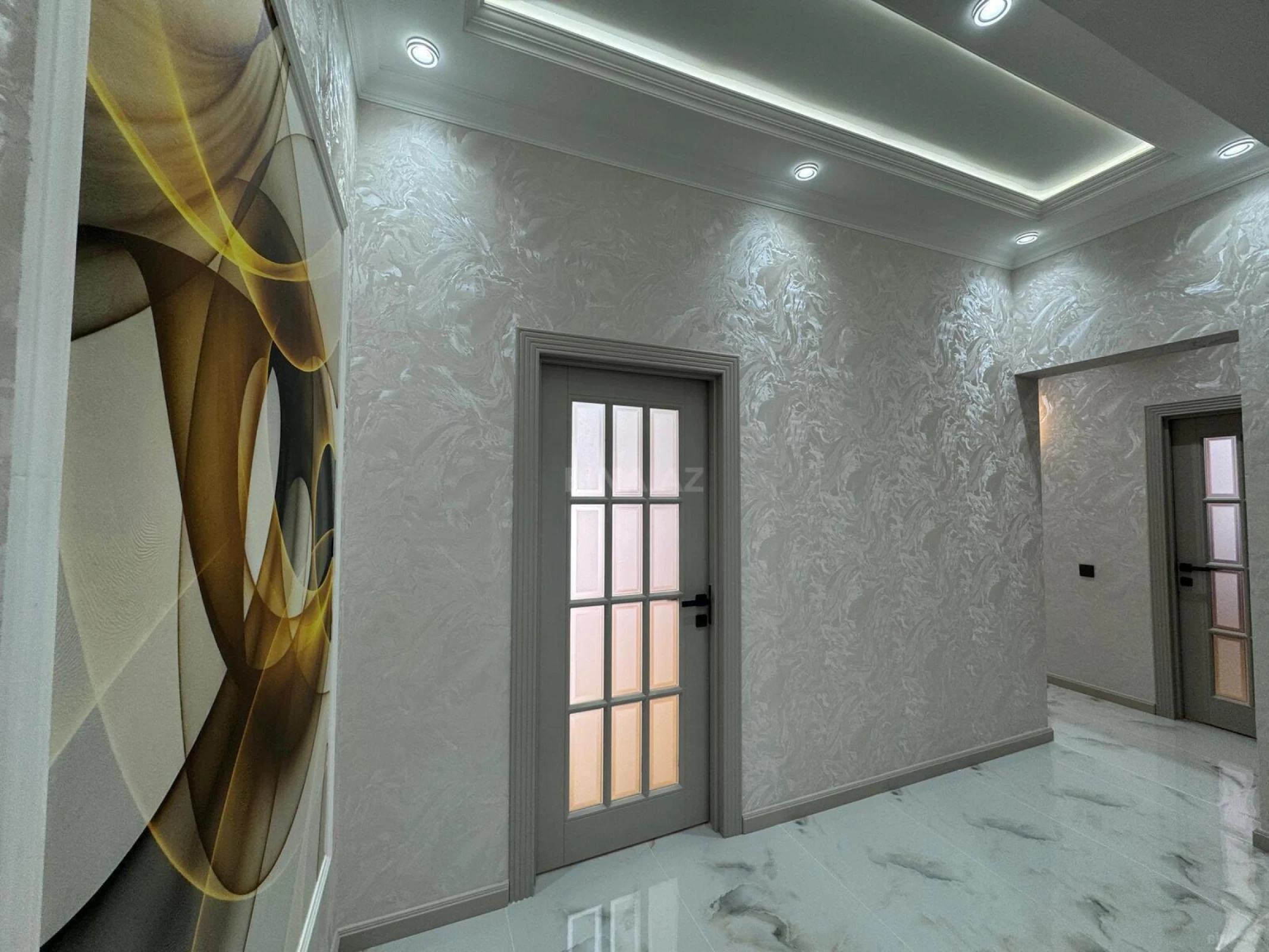 Satılır 3 otaqlı mənzil 92 m²