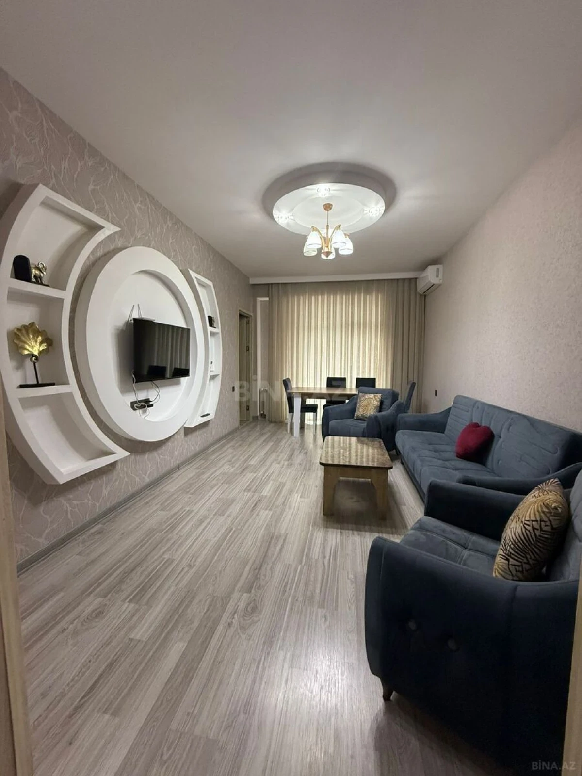 Kirayə verilir 3 otaqlı mənzil 106 m²