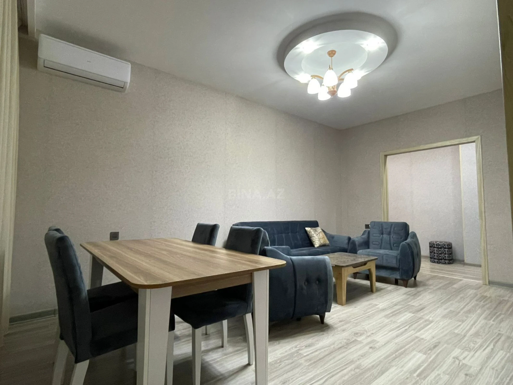 Kirayə verilir 3 otaqlı mənzil 106 m²