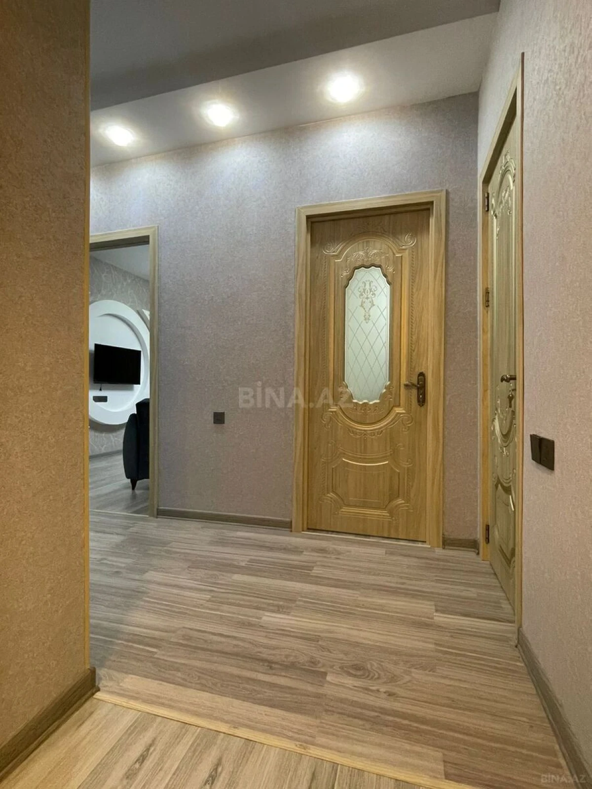 Kirayə verilir 3 otaqlı mənzil 106 m²