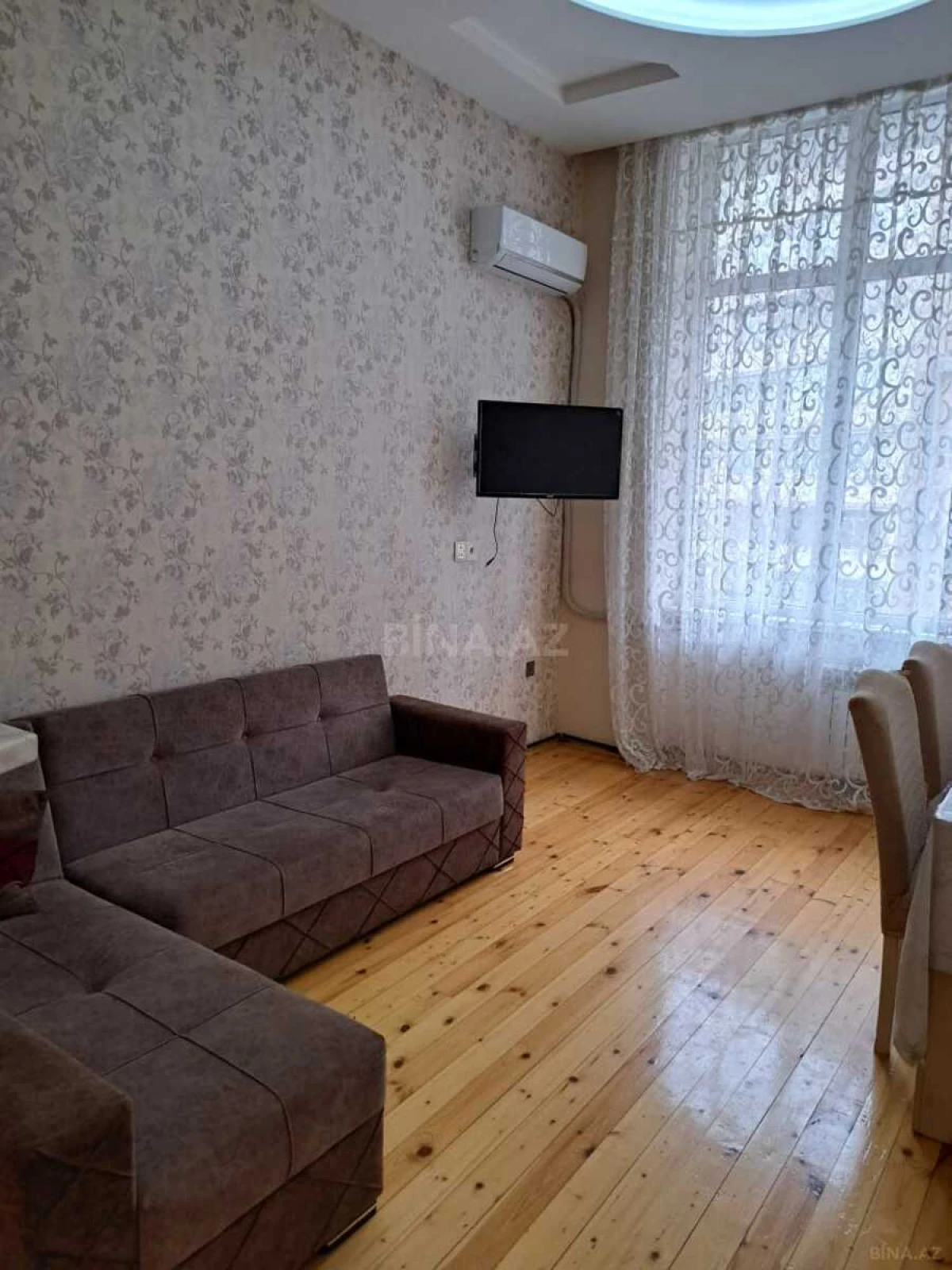 Satılır 2 otaqlı mənzil 45 m²