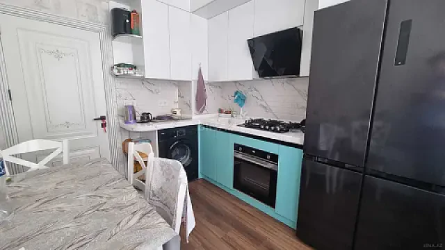 Satılır 2 otaqlı mənzil 60 m²