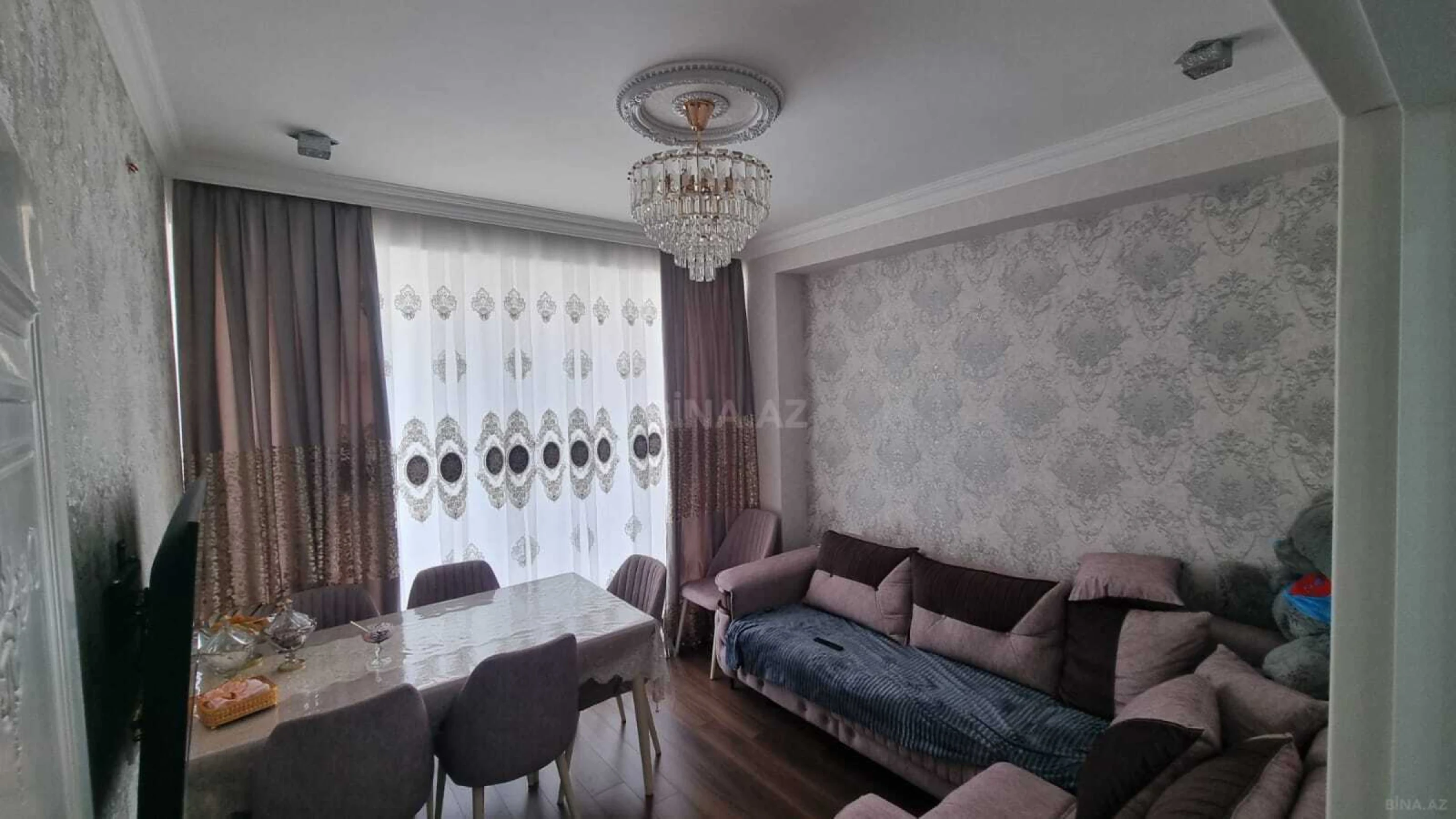 Satılır 2 otaqlı mənzil 60 m²