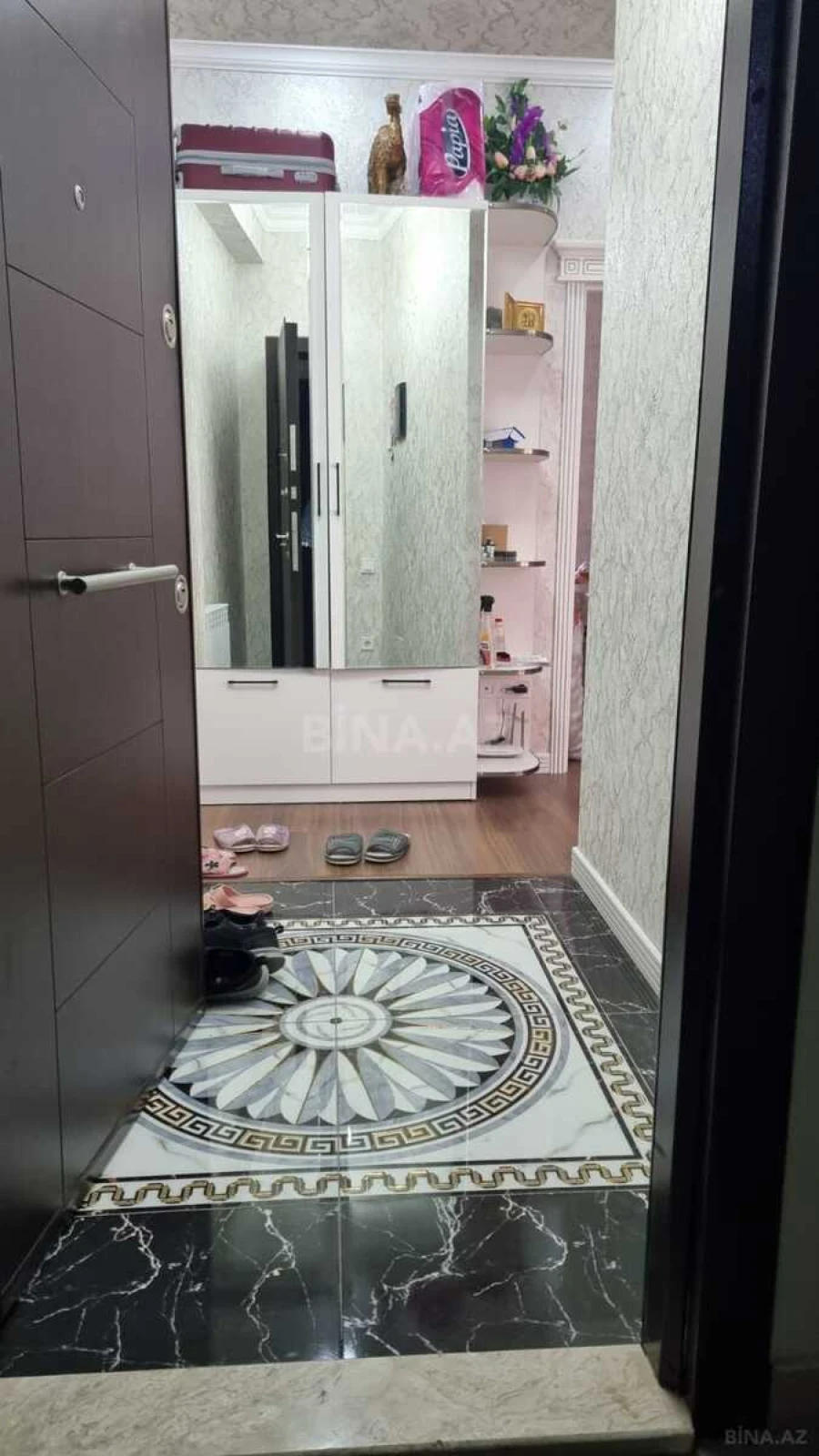 Satılır 2 otaqlı mənzil 60 m²
