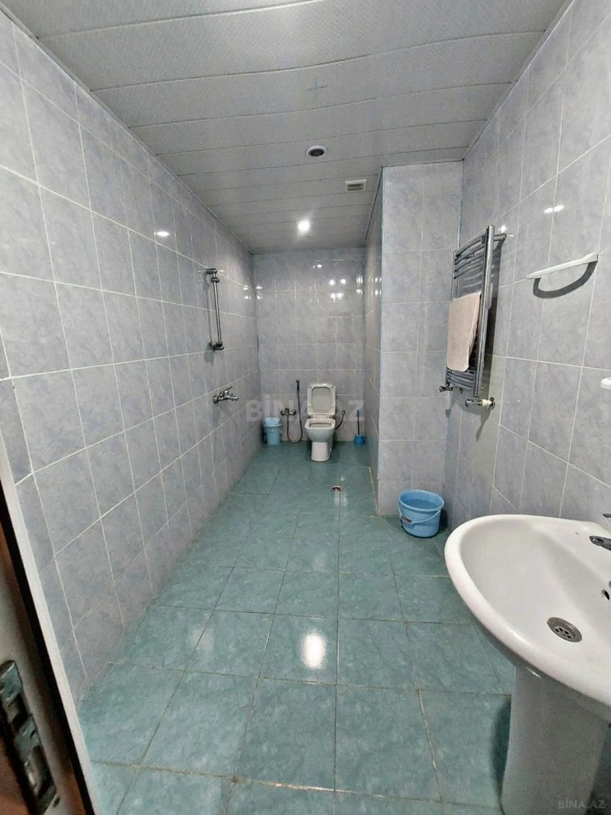 Satılır 3 otaqlı mənzil 130 m²