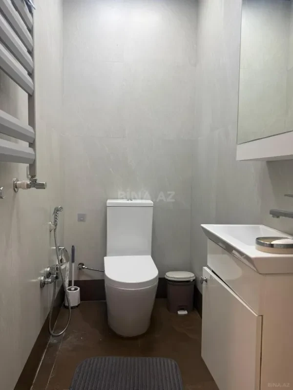 Satılır 2 otaqlı mənzil 96 m²