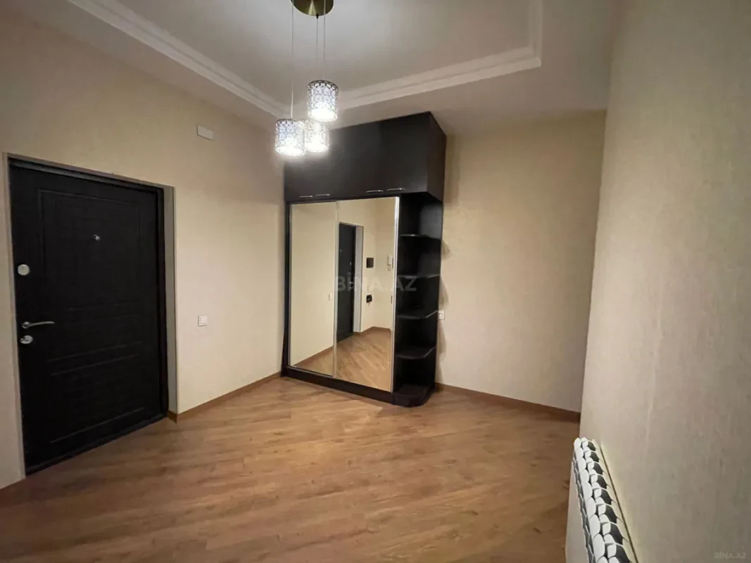Kirayə verilir 2 otaqlı mənzil 75 m²