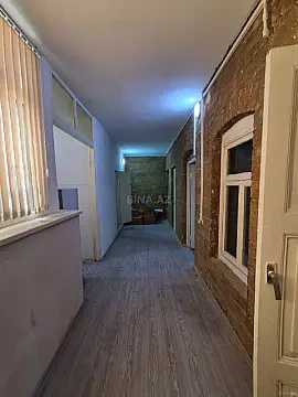 Satılır 4 otaqlı mənzil 115 m²