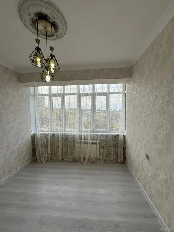 Satılır 2 otaqlı mənzil 44 m²