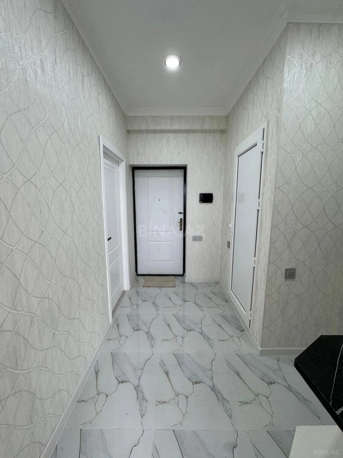 Satılır 2 otaqlı mənzil 44 m²