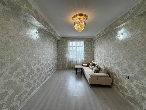 Satılır 2 otaqlı mənzil 44 m²