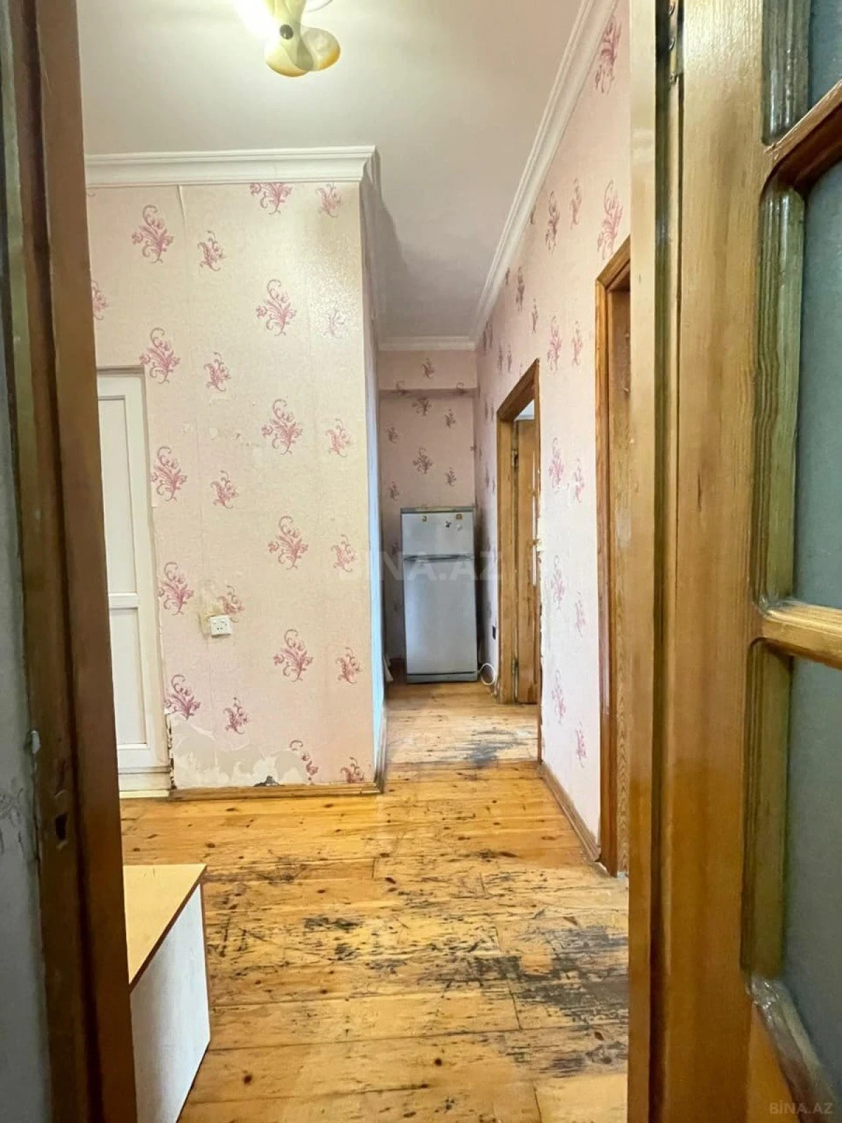 Satılır 2 otaqlı mənzil 70 m²
