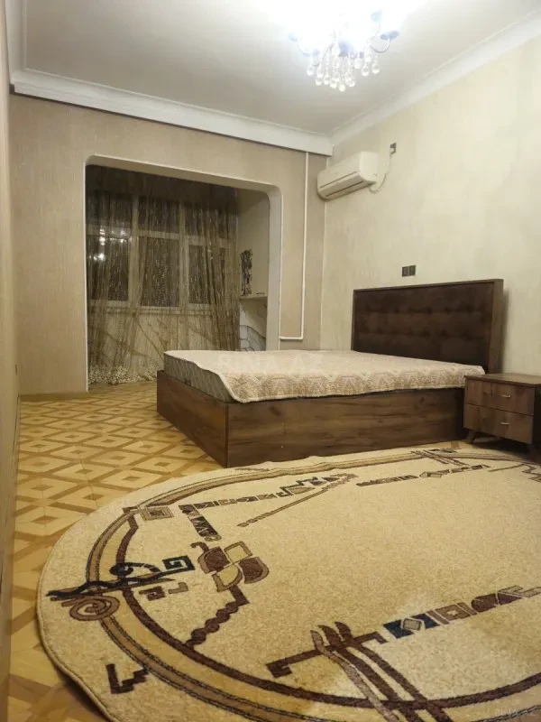 Kirayə verilir 1 otaqlı mənzil 38 m²