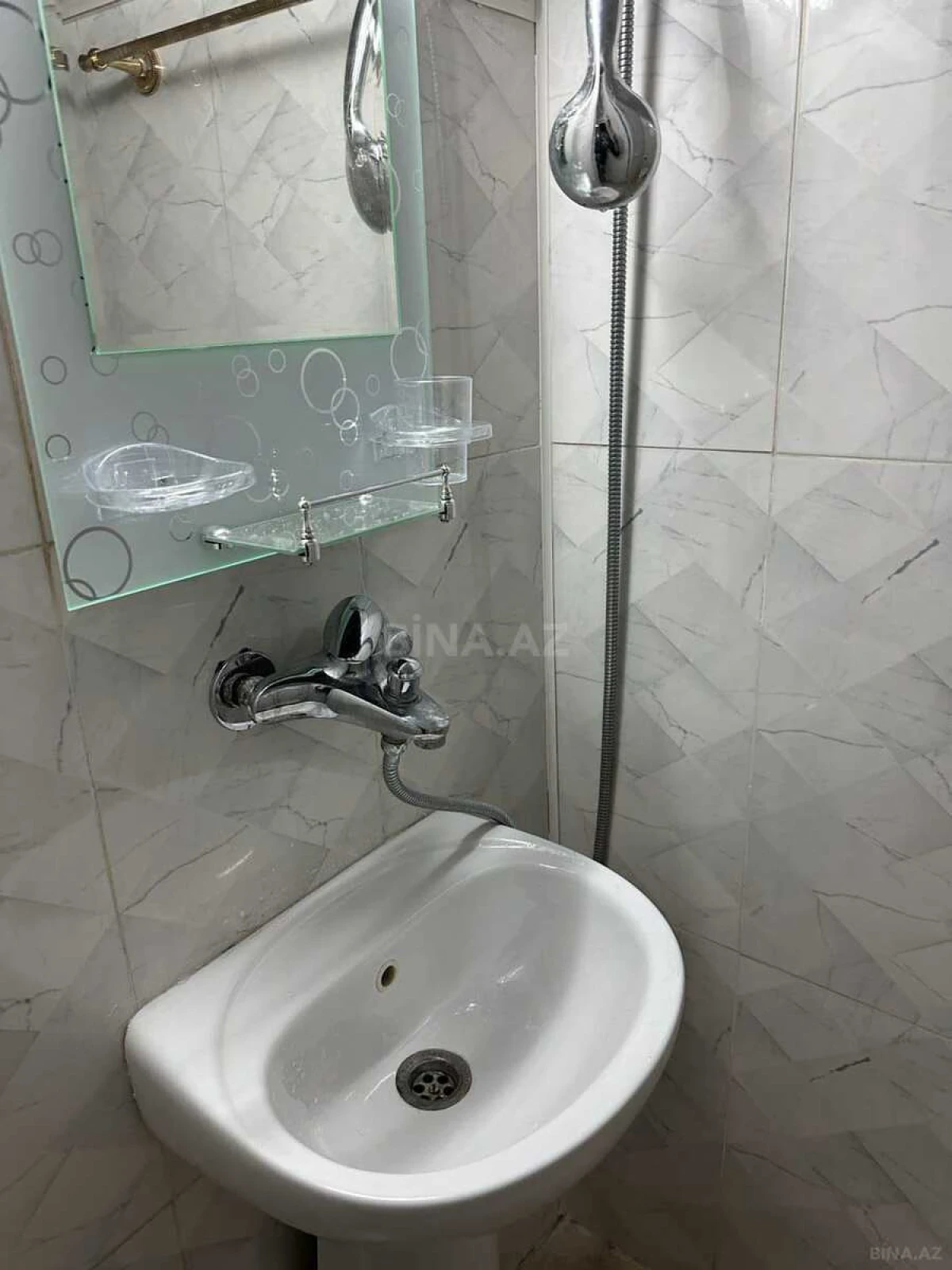 Kirayə verilir 1 otaqlı mənzil 35 m²