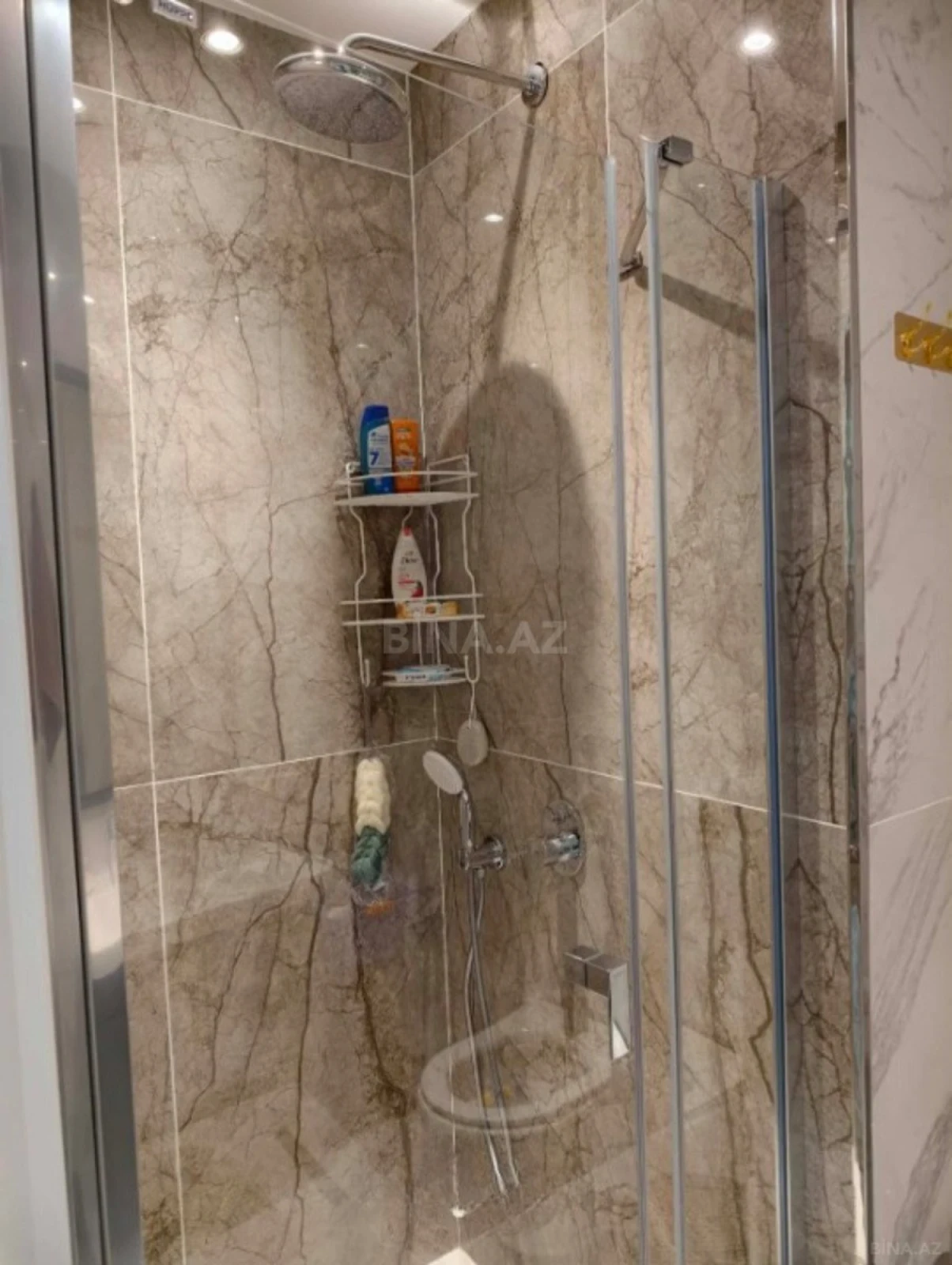 Kirayə verilir 3 otaqlı mənzil 90 m²