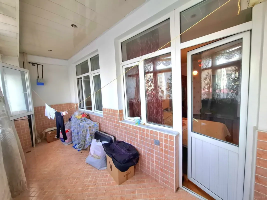 Satılır 3 otaqlı mənzil 125 m²