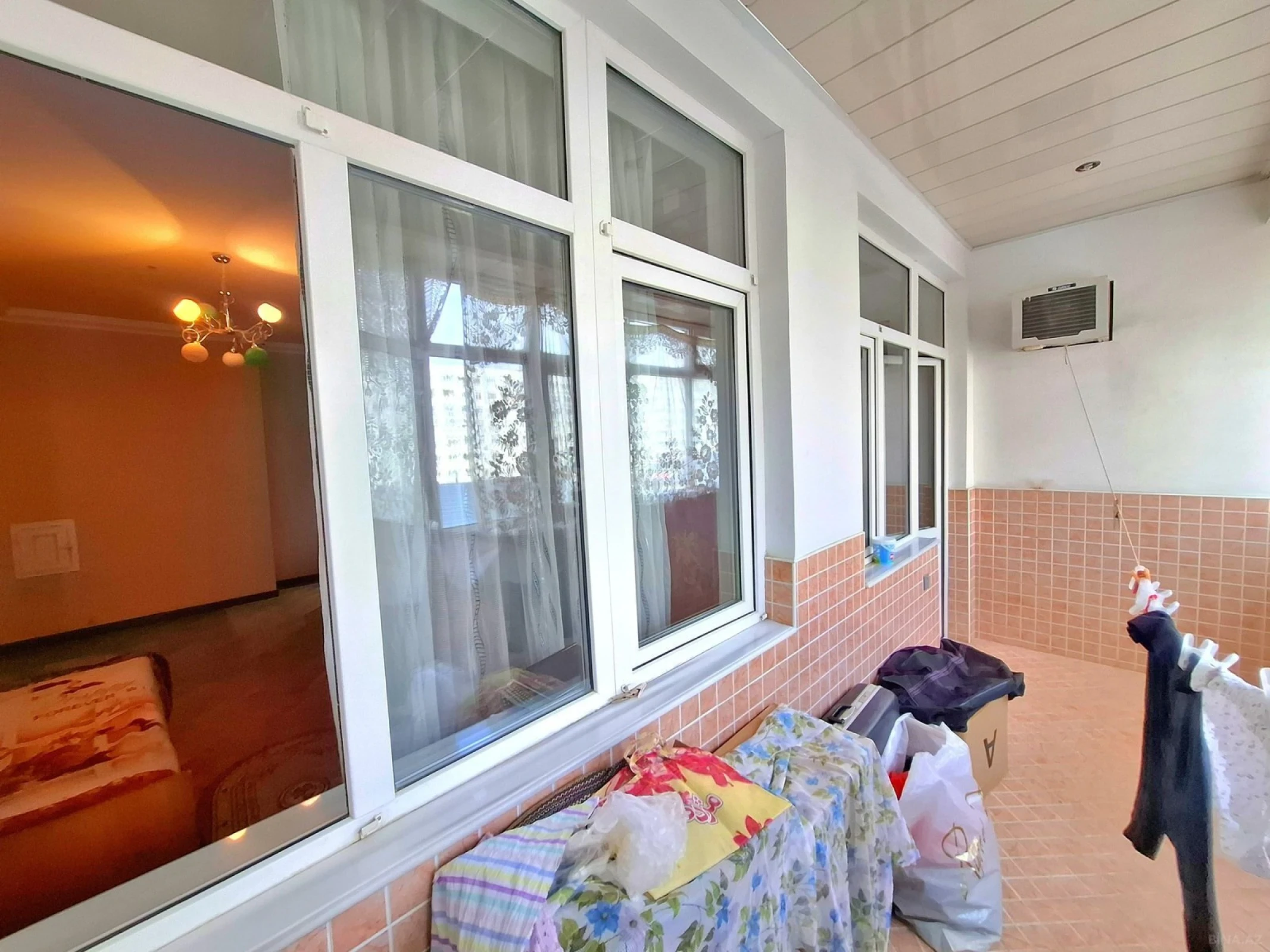 Satılır 3 otaqlı mənzil 125 m²
