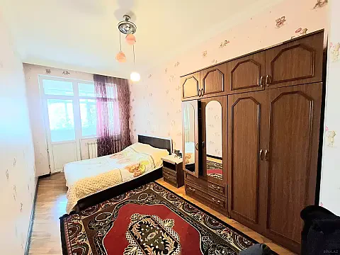 Satılır 3 otaqlı mənzil 125 m²