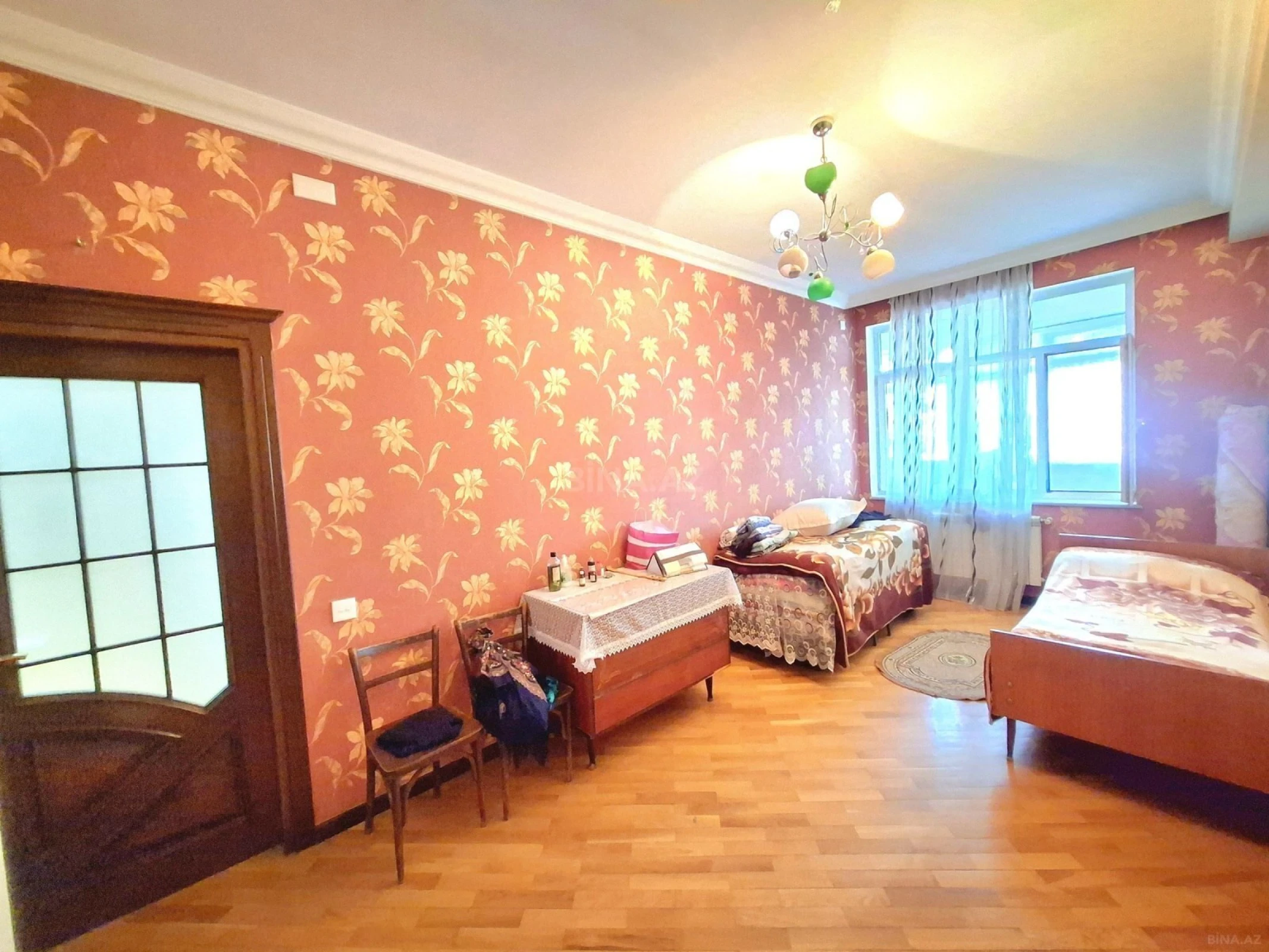 Satılır 3 otaqlı mənzil 125 m²