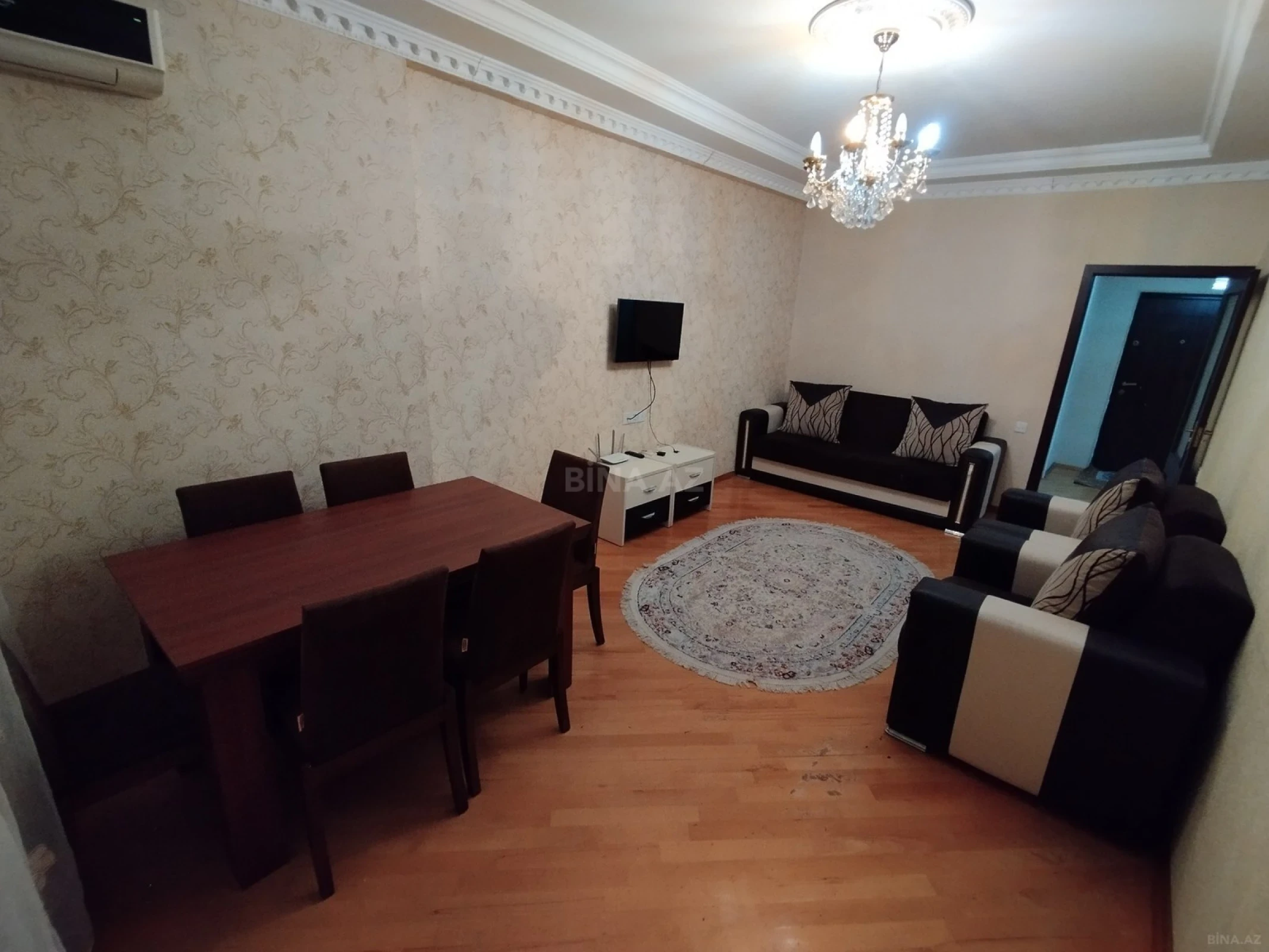 Kirayə verilir 2 otaqlı mənzil 53 m²