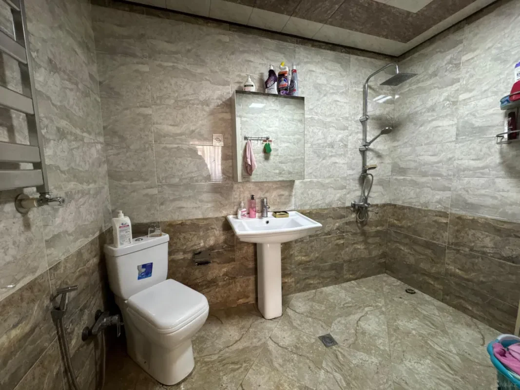 Satılır 2 otaqlı mənzil 42 m²