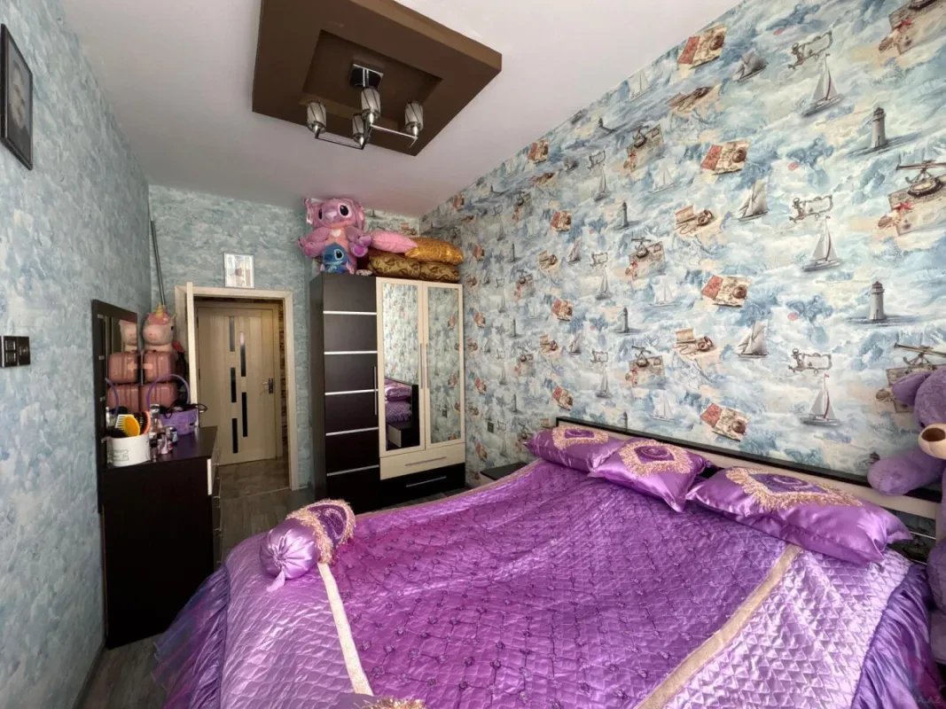 Satılır 2 otaqlı mənzil 42 m²
